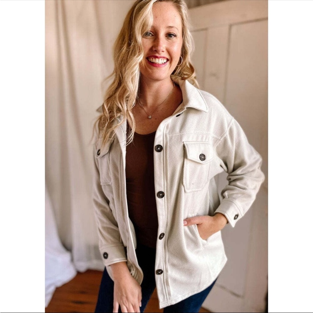 Zenana jacket ivory french terry with pockets. NWOT size Large